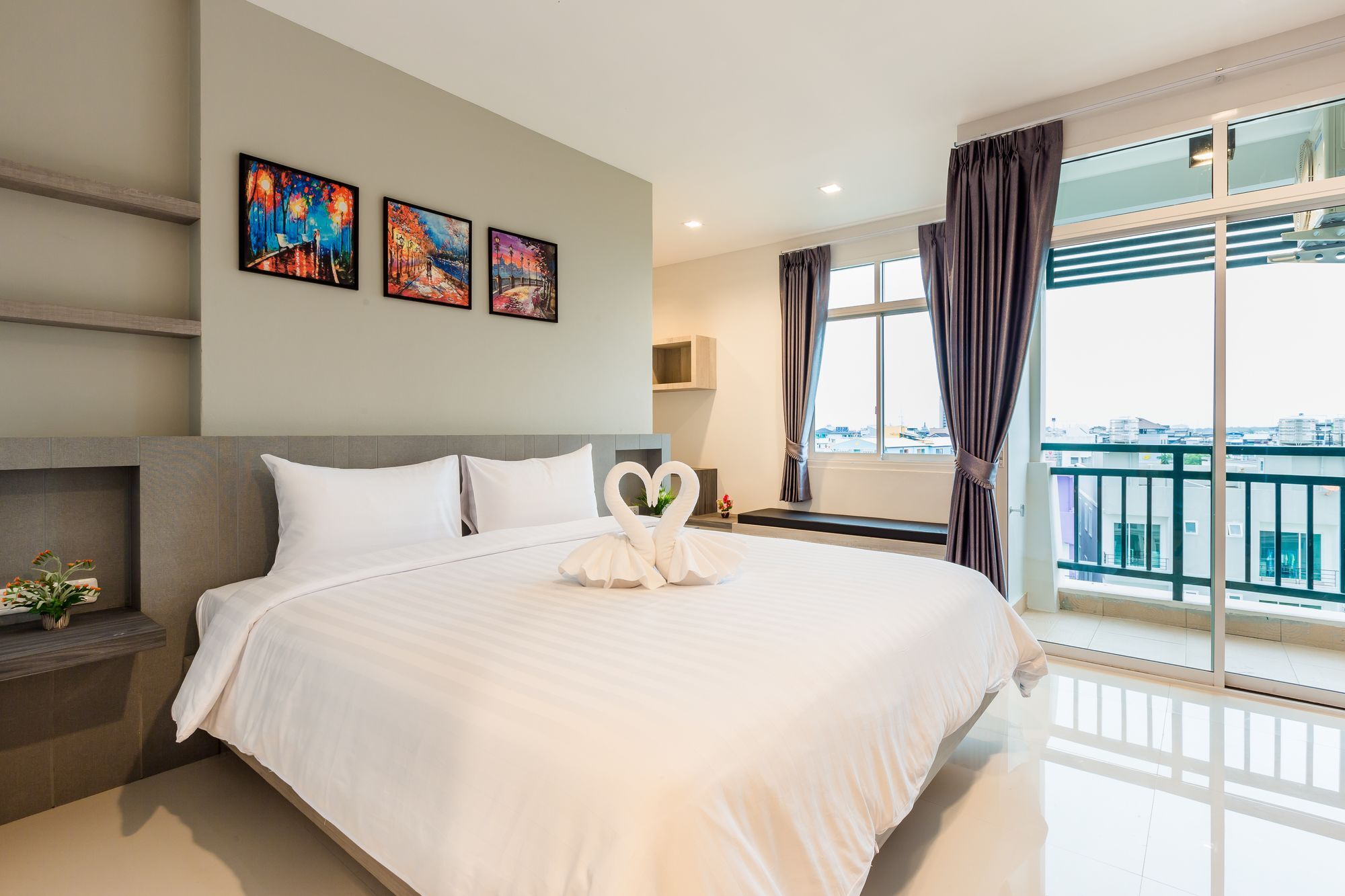 Evergreen Suite Hotel Surat Thani Extérieur photo
